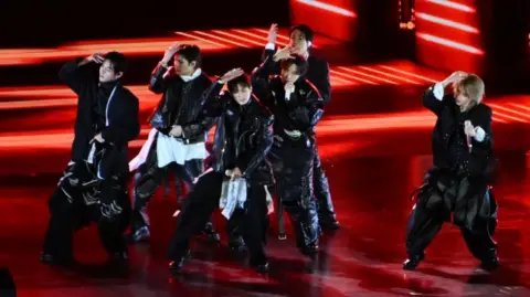 BTS Arirang: Seoul hosts tens of thousands of excited fans