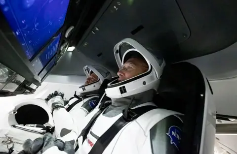 SPACEX Crew Dragon interior