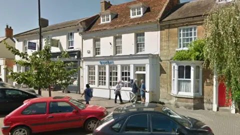 Google Barclays bank in Olney