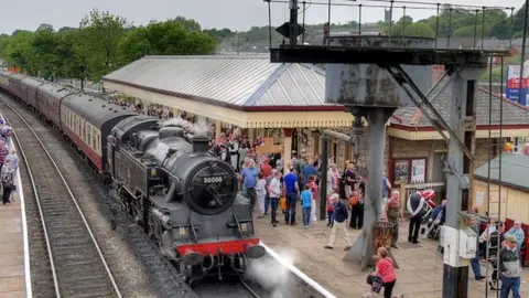 David Dixon/Geograph East Lancashire Railway's Ramsbottom Station