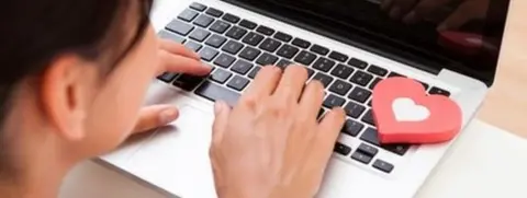 Thinkstock Online dating. Pic: Thinkstock