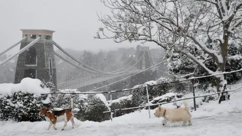 Reuters Snowy scene at Clifton suspension bridge, Bristol