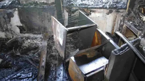 Grenfell Tower Inquiry The kitchen where the fire started