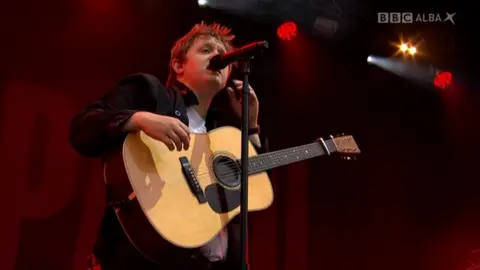 BBC Alba Lewis Capaldi