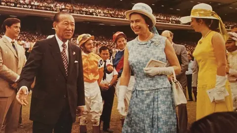 Singapore Turf Club Queen Elizabeth II's first visit to Singapore Turf Club in February 1972.