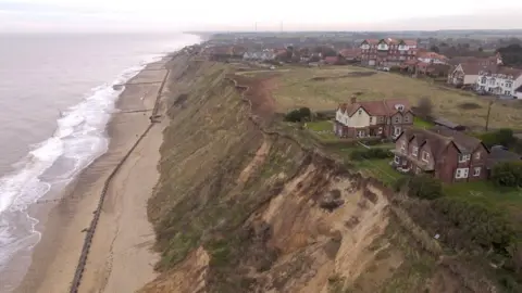 Martin Barber/BBC Cliff collapse at Mundesley, Norfolk