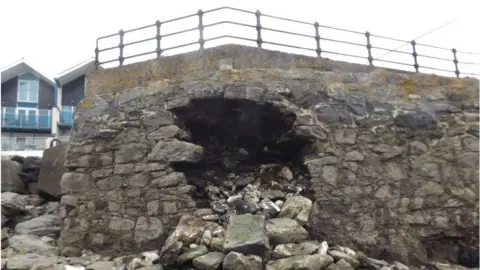 Plymouth City Council Mount Batten sea wall