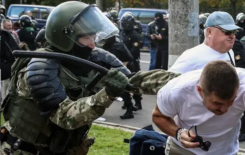 Getty Images Police arrest in Minsk, 13 Sep 20