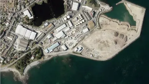 The States of Guernsey An aerial view of the existing inert waste disposal site at Longue Hougue