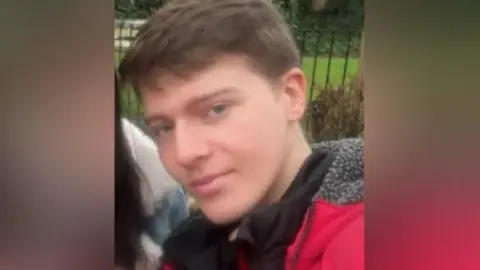 Family handout Lewis Penfold-Roche