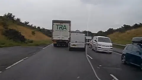 Nottinghamshire Police Van being driven dangerously