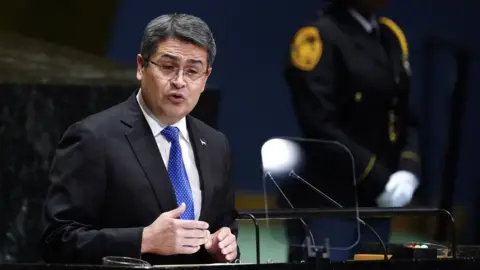 Reuters Honduras' President Juan Orlando Hernández addresses the United Nations General Assembly in New York on 25 September