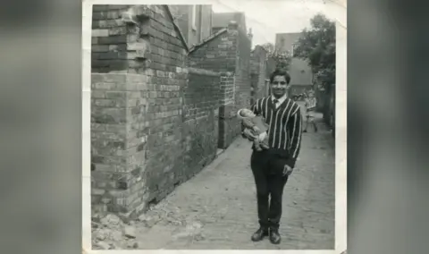 Val Bansal Baldev Bansal in 1964