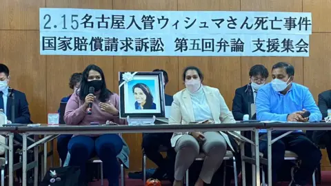 The Sandamali family Wishma Sandamali's sisters address a press conference
