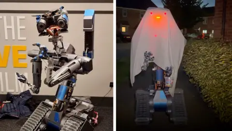 Johnny 5 and Johnny 5 in Halloween costume