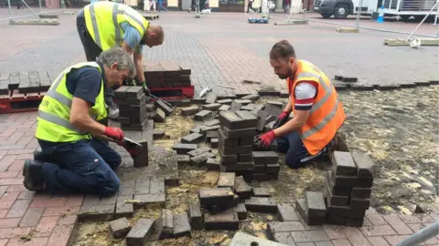 BBC Archaeological investigation in the Cornhill