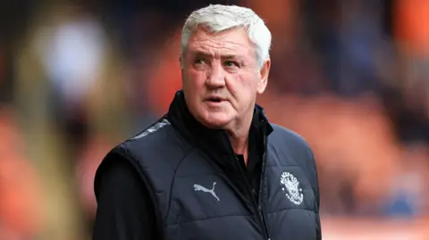 Steve Bruce on the touchline at a Blackpool mastch