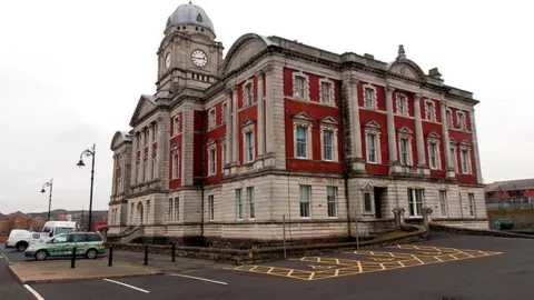 Geograph/Jaggery Photo of Vale of Glamorgan council's Dock Offices in Barry