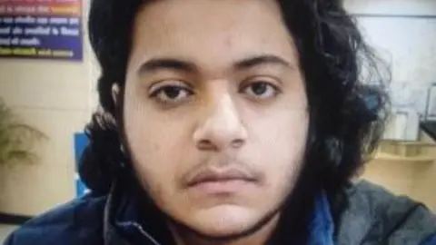 UP POLICE HANDOUT Asad