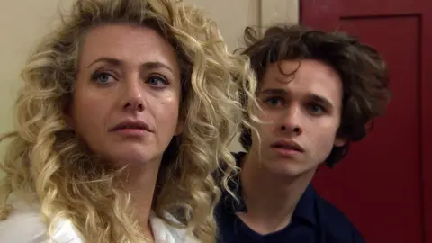 Shutterstock Maya and Jacob