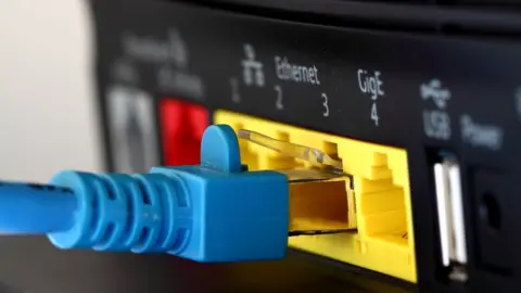 Thinkstock Broadband router