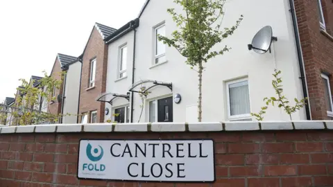 Pacemaker Cantrell Close