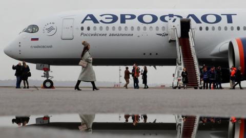 Ukraine Invasion: EU Shuts Airspace To Russian Planes - BBC News