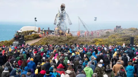 Perran Tremewan Man Engine in front of crowd