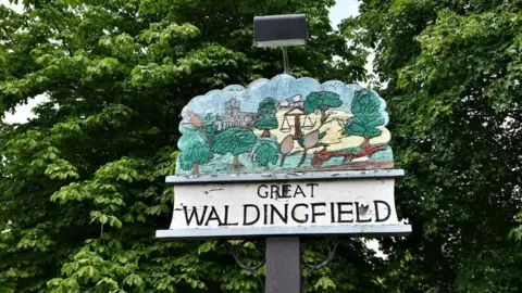 Geograph/Michael Garlick Great Waldingfield sign