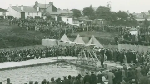 International Voluntary Service The Brynmawr pool in 1933