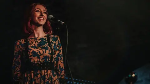 Jono Symonds Photography Kara Lily Hayworth