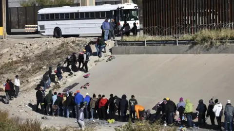 Getty Images Migrants crossing into El Paso