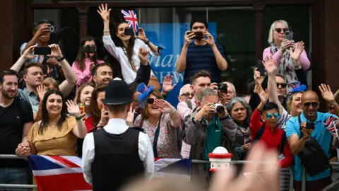 Getty Images Crowds outside St Paul's Cathedral