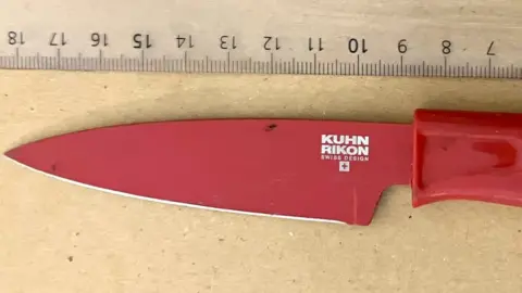 Met Police knife