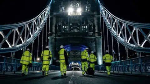 City Bridge Foundation  Workers on Tower Bridge