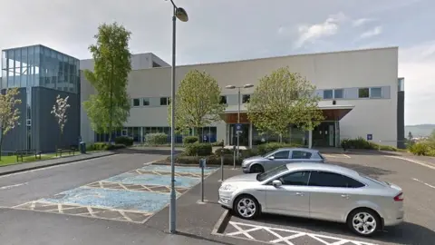 Google Cresswell unit