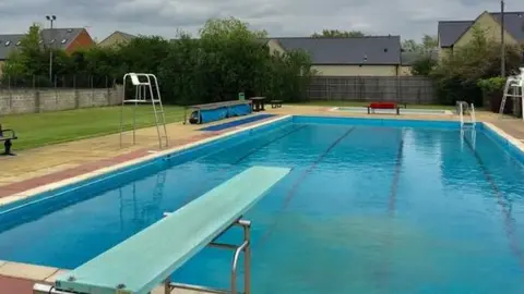 Better Woodstock Outdoor Pool