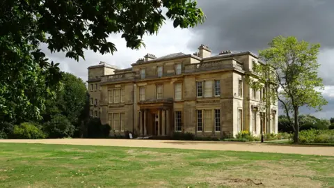 Philip Halling /Geograph Normanby Hall