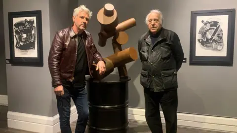 MNH Robert Jones and Michael Sandle