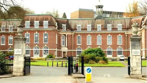 Geograph Stranmillis College