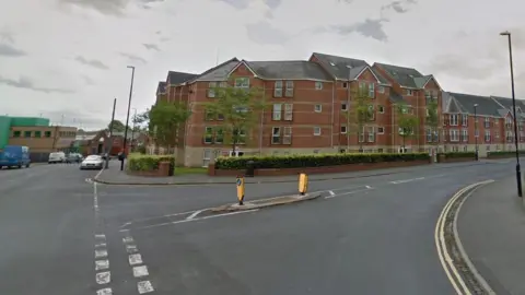 Google Maps Junction of Caludon Road and Swan Lane, Coventry