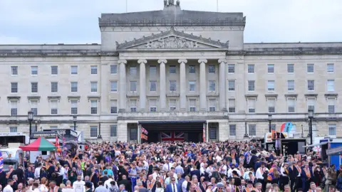 Pacemaker A large crowd are gathered outside Parliament Buildings