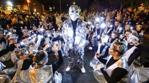 ©Lorcan Doherty derry halloween parade