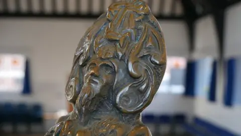 CULTURE VANNIN Reih Bleeaney Vanannan trophy