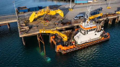 MOcean Energy Wave powered electricity generator loading