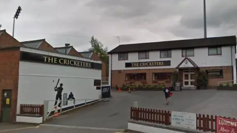 Google Cricketers Arms Leicester