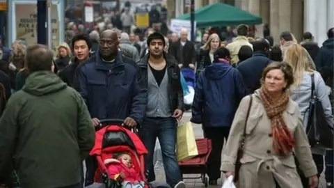 Getty Images Crowd of Scottish people