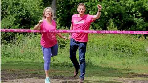 Cancer Research UK Angela Richardson and Jeremy Hunt