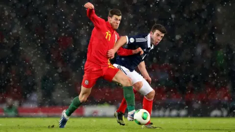 Getty Images Gareth Bale and Grant Hanley