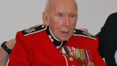 Regimental Association of the Granadier Guards, Leonard Boxall